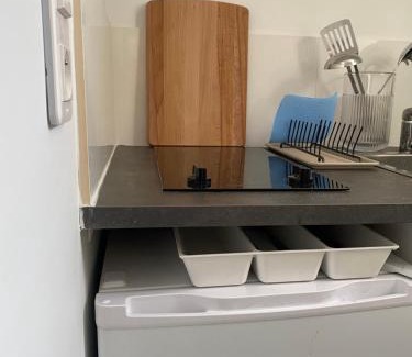 Saint-Etienne Apartment | Modern Studio Le Contemporain in Toulouse's City Center