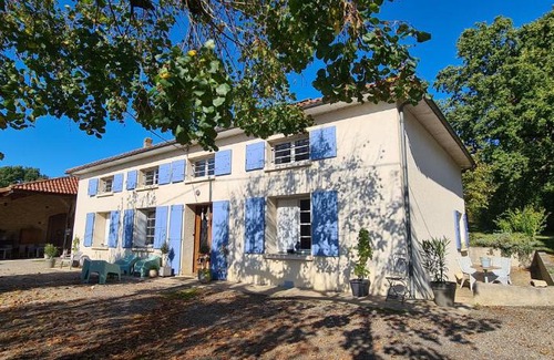 Saint-Sylvestre-sur-Lot Bed & Breakfast | Relax at Le Coq en Repos Rozemarijn: Rated 9/10 Stay
