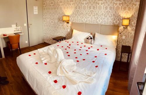 Blangy-le-Chateau Hotel | Pet-Friendly Retreat at Le Coq Hardi with Great Ratings