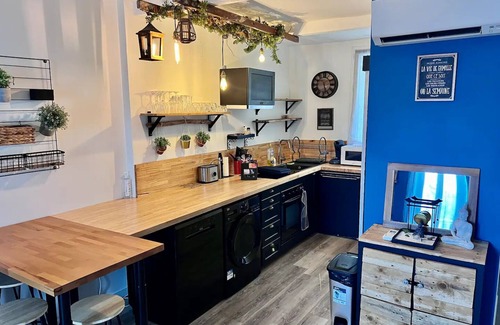 Maraussan Apartment | Ideal Getaway at Le Cosy, Steps from Downtown Attractions