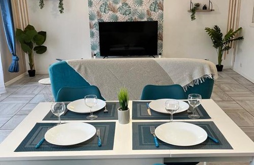 Prades Apartment | Experience Le cosy: Central City Retreat for Families