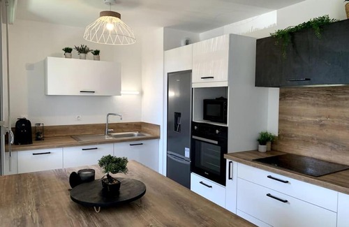Purpan Apartment | Discover Le Cosy Flambere: Family-Friendly Getaway