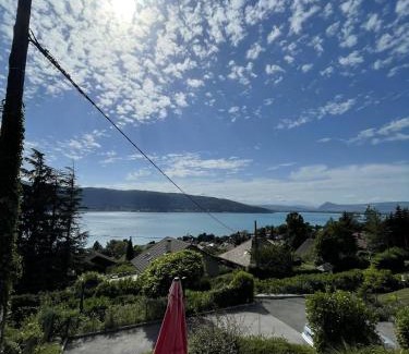 Veyrier-du-Lac Ski Chalet | Scenic Le Cottage de Veyrier with Lake Views & Family-Friendly Amenities
