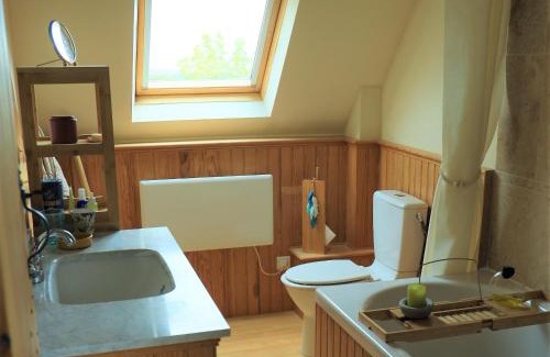 Chamberet Bed & Breakfast | Experience Comfort at Le Cottage du Séquoia - Rated 9.3/10