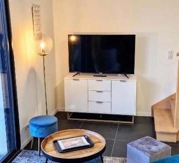 Sene Apartment | Cozy Le Cottage with Ocean View & Pet-Friendly Amenities