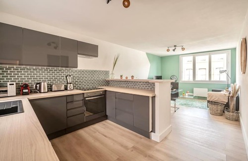 Coursan Apartment | Pet-Friendly Stay at Le Coursannais - Rated 8.6/10