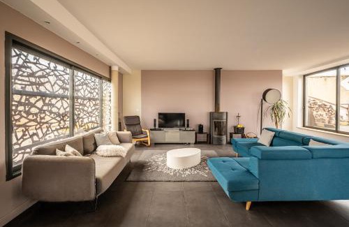 Centre Historique Apartment | Elegant Penthouse at Le Couvent des Ursulines with Pool