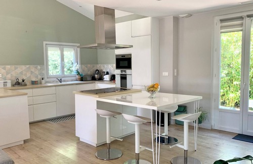Le Cres Villa | Le Crès, villa with swimming pool, quiet, ideally located, residential area