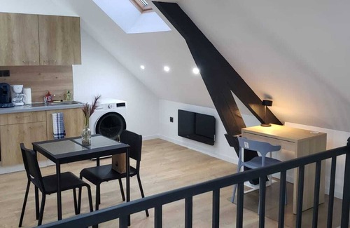 Lens Apartment | Discover Le Cristal Doré: Family-Friendly Comfort Awaits