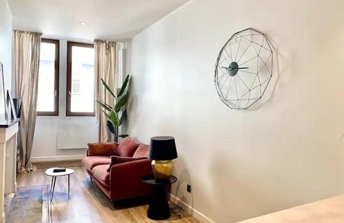 Chambery Apartment | Discover Le Croix d'Or in the Heart of the City