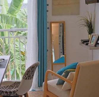 Le Marin Apartment | Seaside Comfort at Le Dauphin with Parking & AC