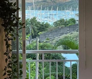 Le Marin Apartment | Seaside Comfort at Le Dauphin with Parking & AC