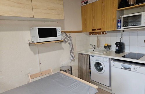 Embrun Apartment | Scenic Mountain View at Le Diamant - Pet Friendly Retreat