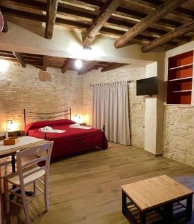 Castel Ritaldi House | Guest Favorite: Le Dimore dei Ritaldi with Pool & Breakfast