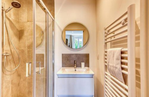 Le Bourg - Gare De Vaise Apartment | Le Docks Lodge - Studio - proche quai de Saone
