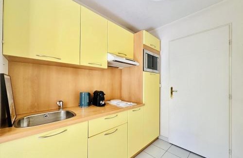 Carnot Apartment | Elegant Le Dolce - 4-Star Stay in Central Location