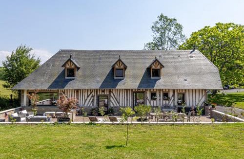 Angerville Bed & Breakfast | Relax at Le Domaine d’Angerville with Oceanfront Amenities