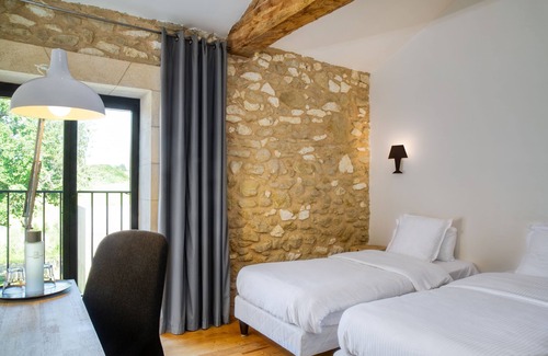 Auch Hotel | Discover Domaine de Baulieu: 4-Star Spa & Pool Escape