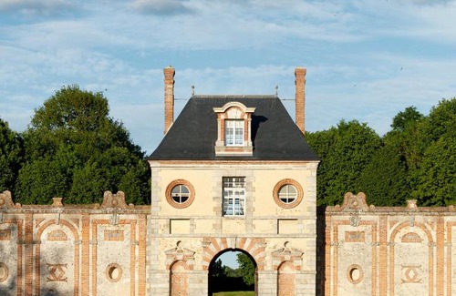 Saint-Martin-en-Biere Apartment | Experience History at Le Domaine de Fleury - Rated 9.1/10