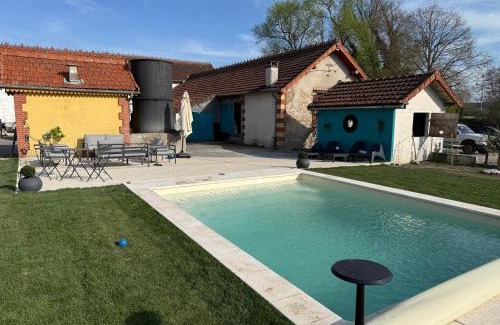 Epinac House | Experience Relaxation at Le Domaine de la Garenne Hot Tub