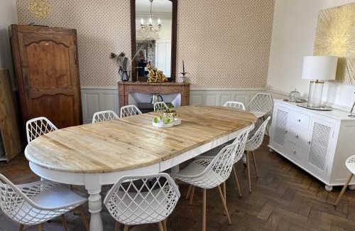 Epinac House | Experience Relaxation at Le Domaine de la Garenne Hot Tub