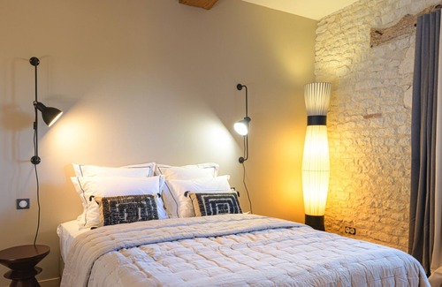 Bernac House | Cozy Scandinavian Microchalets with Kitchen & Breakfast