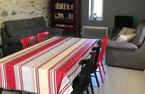 Cahors House | Experience Oceanfront Bliss at Le Domaine des Ramonets