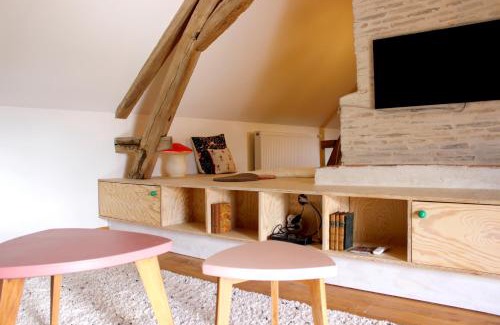Varennes-les-Narcy Bed & Breakfast | Unforgettable Stay at Le Domaine du Château with Pools & Views