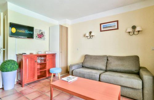 Soustons Apartment | Family-Friendly Stay at Le Domaine du Golf de Pinsolle
