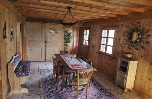 Oye-et-Pallet Ski Chalet | Explore Le Doubs Chalet: Family-Friendly Retreat Awaits