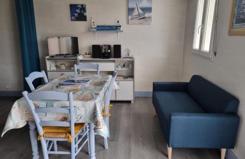 Mesnil-Val-Plage House | Discover Le Doux Rivage: Garden Retreat with Parking