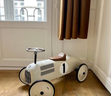 Centre Apartment | Explore Le Duguesclin in the Heart of Rennes