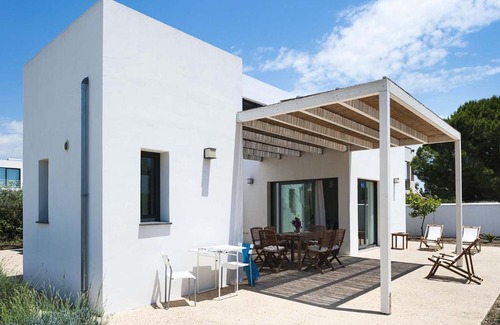 Contrada Fiori Sud Villa | Relax at Le Dune - Cicas: Ocean View & Pet Friendly