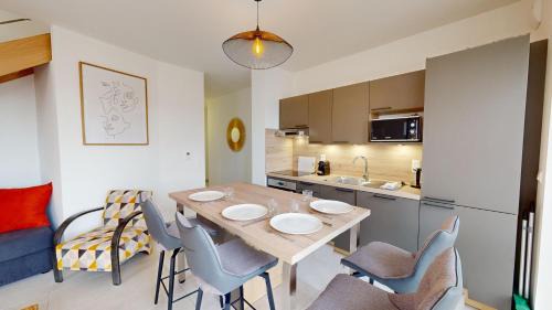 Illkirch-Graffenstaden Apartment | Guest Rated: Le Duplex Forêt Noire - Family-Friendly Retreat
