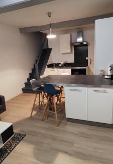 Meximieux Apartment | Cozy Le Duplex: Family-Friendly Accommodation Awaits