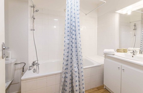 Laval Apartment | Convenient Le Emile Apartment Near the Train Station