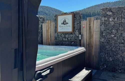 Rochesson Ski Chalet | Inviting Le Familial 4 - Spa, Sauna & Family-Friendly Fun