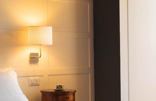 Comeana Bed & Breakfast | Experience Le Farnete: 4-Star Haven with Pool & Breakfast