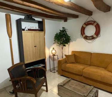 Noyers-sur-Cher Apartment | Family-Friendly Stay at Le Faubourg des Trois Provinces