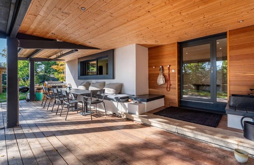 Saint-Didier-au-Mont-d'Or Villa | Le Ferret: Inviting Getaway with Indoor and Outdoor Pools