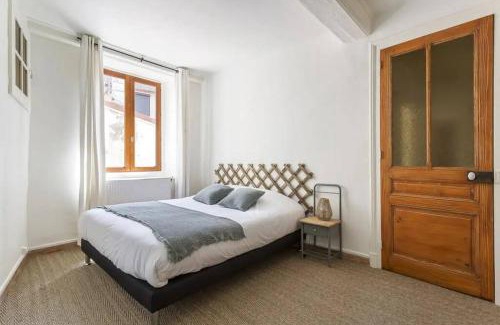 Sainte-Foy-les-Lyon Apartment | Le Fidésien