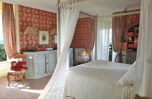 Le Croisic Hotel | Unwind at Le Fort de l'Océan - Guest Rated 10/10