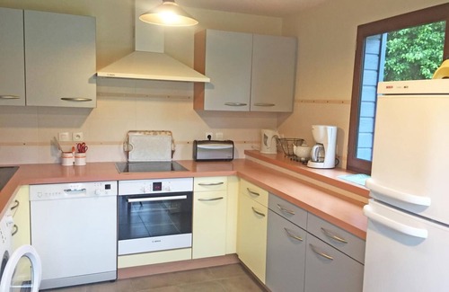 Les Loges House | Guest Rated 10/10: Le Four à Pain with Oceanfront Bliss