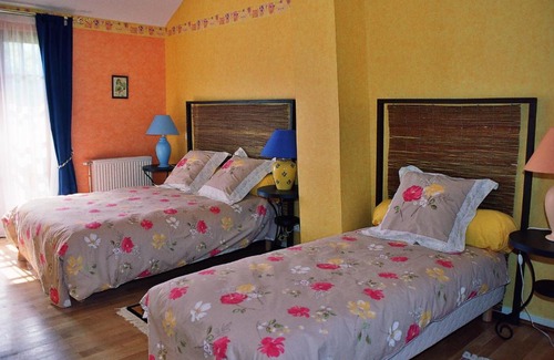 Futeau Bed & Breakfast | Discover Scenic Oceanfront at Le Four Au Bois Hotel