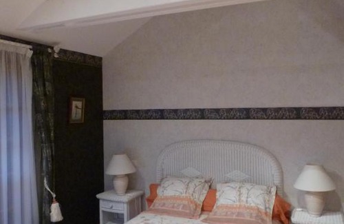 Futeau Bed & Breakfast | Discover Scenic Oceanfront at Le Four Au Bois Hotel
