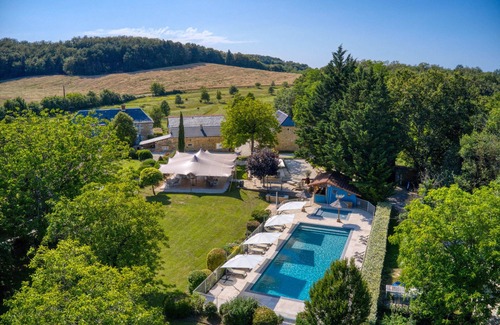 Jayac Cottage | Relax at Le Fournil: Cottage with Pool & Family Amenities