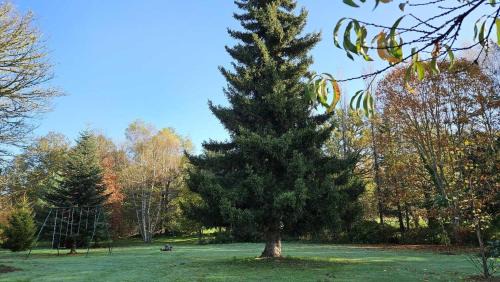 Marcillac-la-Croisille House | Family-Friendly Retreat at Le Fournil Awaits You