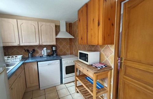 Neoules House | Family-Friendly Le Gîte Asie for 4-6 Guests Awaits You