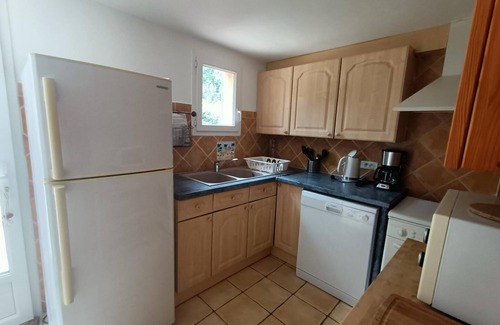 Neoules House | Family-Friendly Le Gîte Asie for 4-6 Guests Awaits You