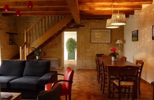 Jaunay-Marigny House | Discover Le Gîte D'edouard - Family & Pet Friendly Retreat